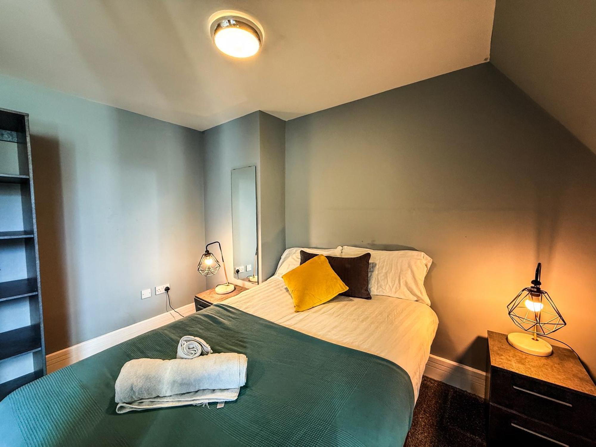2 Bedroom Apartment In The Heart Of Newcastle - Spacious - Sleeps 7 Extérieur photo